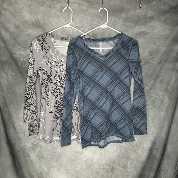 Lot 2 PJ Layering Tops Women S/XS COZY Brand Comfy Cotton Blend Winter Errands - Picture 1 of 11